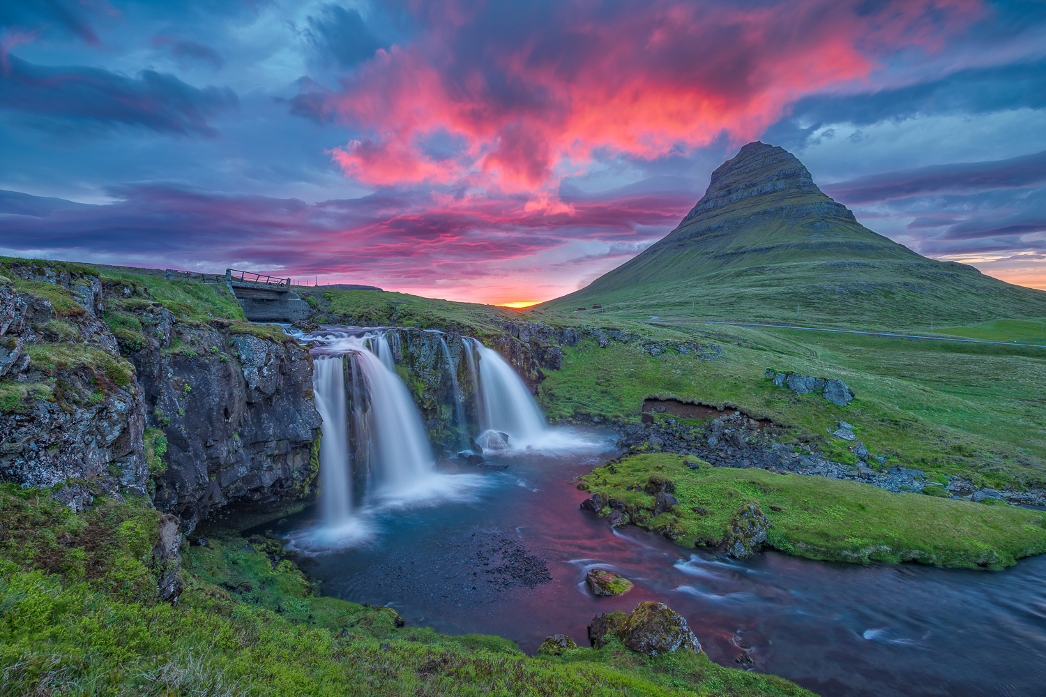 Kirkjufellsfoss_Sunset_Iceland5.jpg