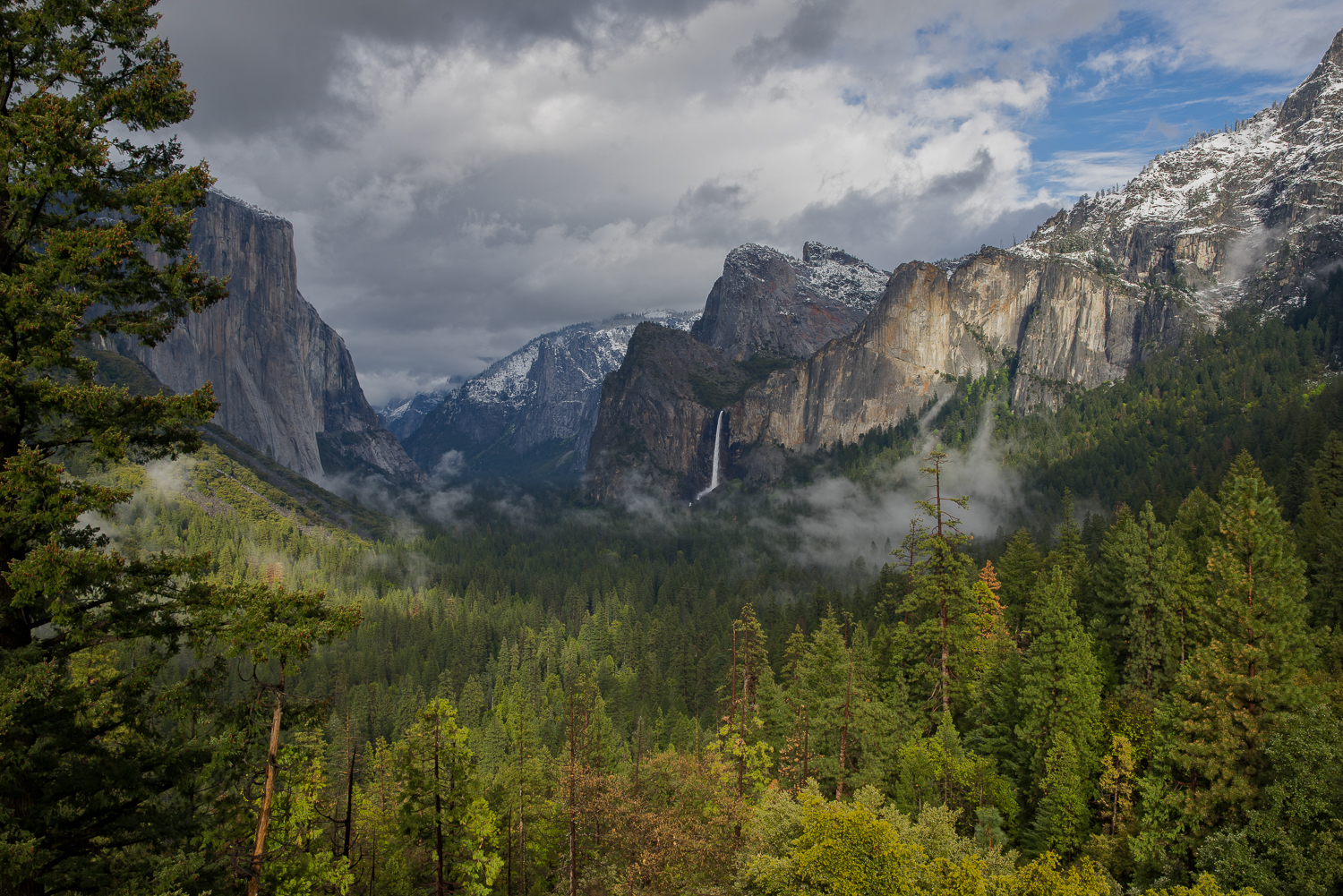The View from the Tunnel View lookout point in Spring. Shot with a Sony a7r