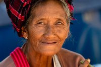 Myanmar-Market-Woman-Portrait-Photo-Workshop