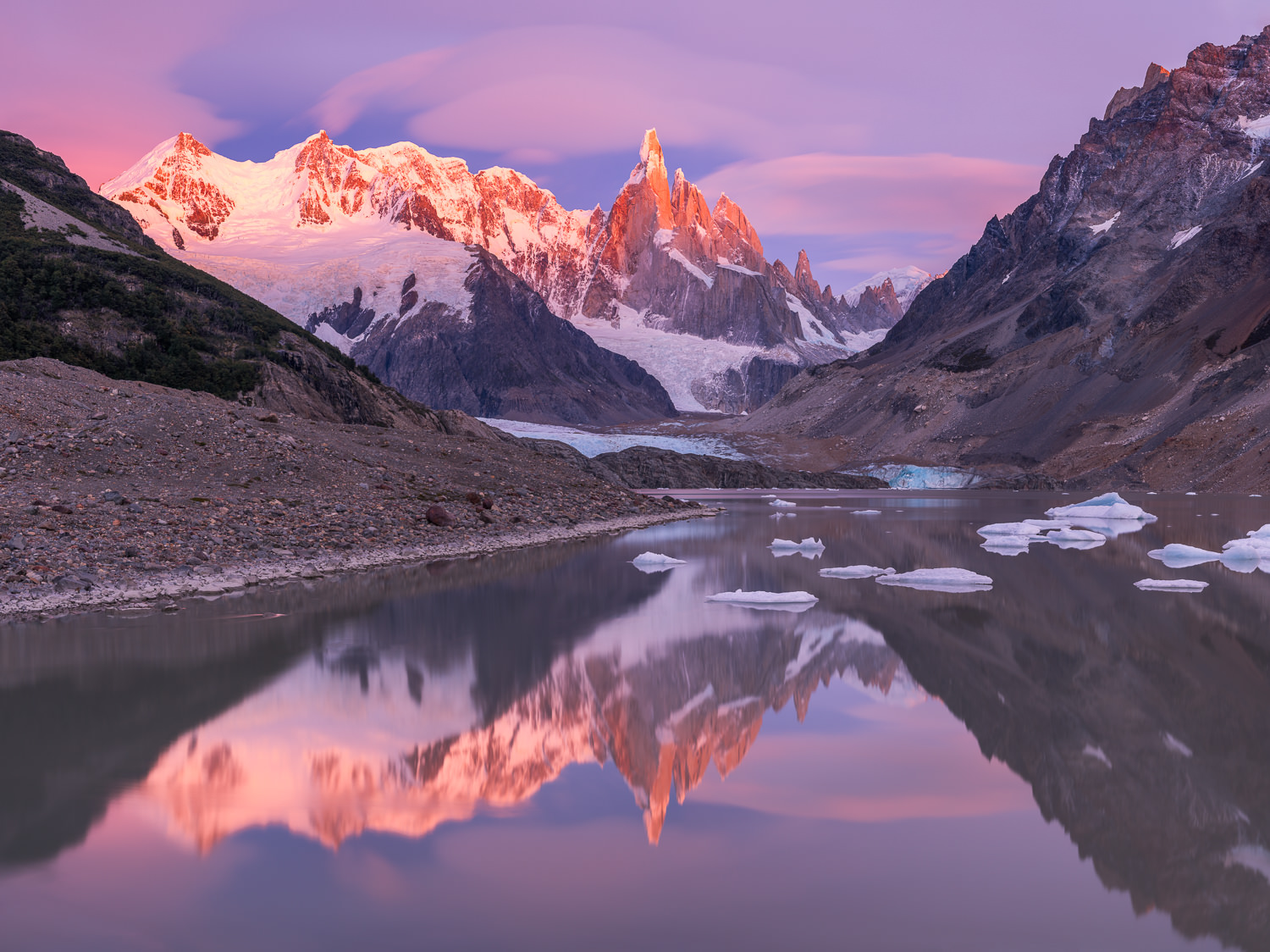 Cerro_Torre_Sunrise_Reflections_Patagonia_Photo_Workshop