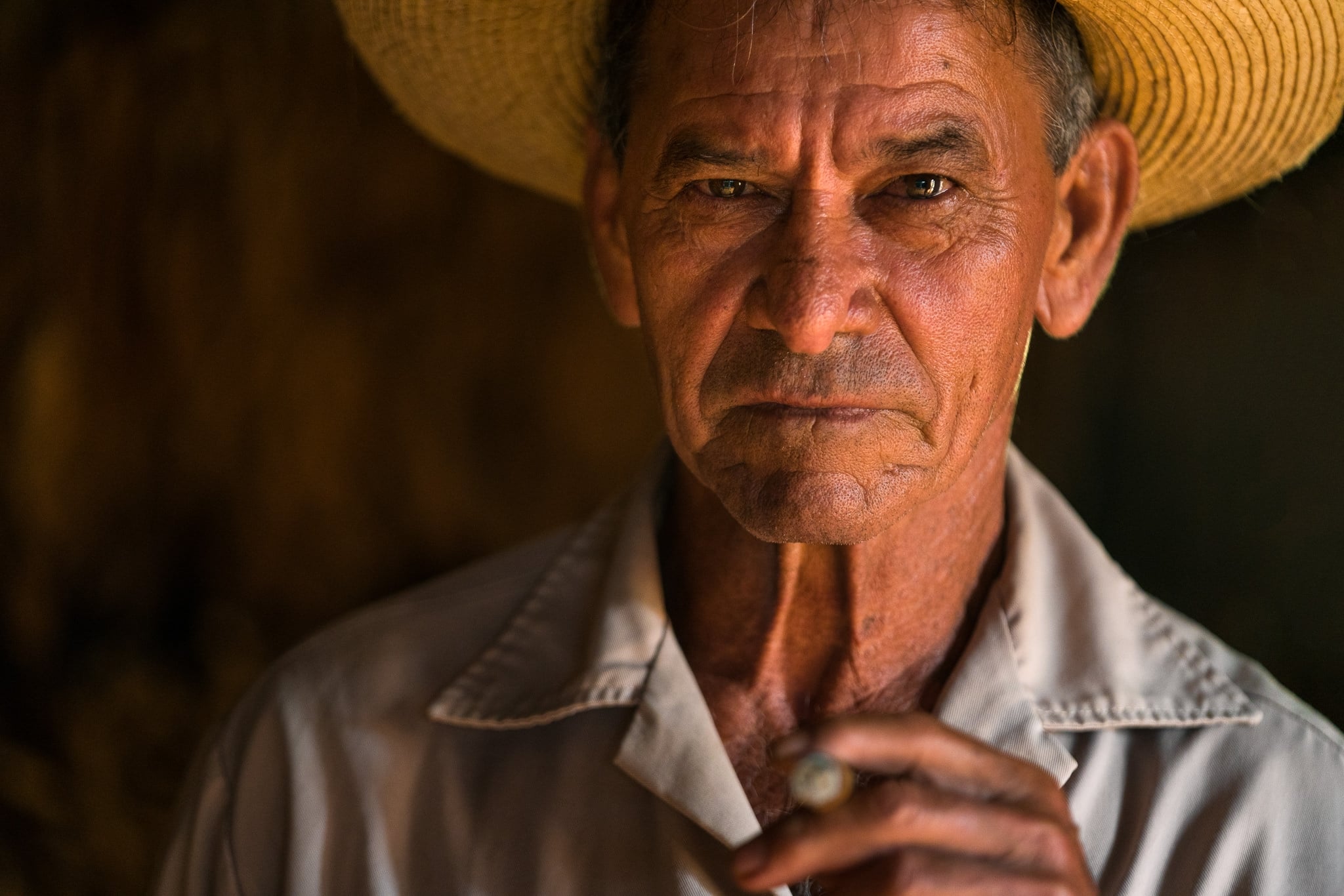 Cuba_Photo_Workshop_Vinales_Tabacco_Farmer