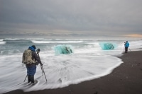 Photographers-Beach-Iceland-Photo-Workshop