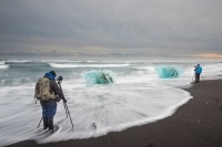 Photographers-Beach-Iceland-Photo-Workshop
