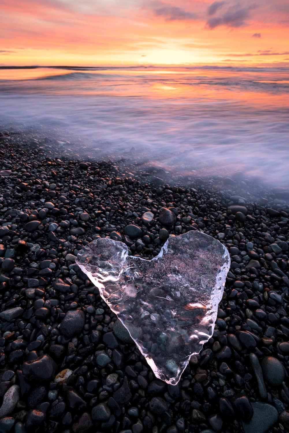 Heart-Iceberg-Iceland-Photo-Workshop