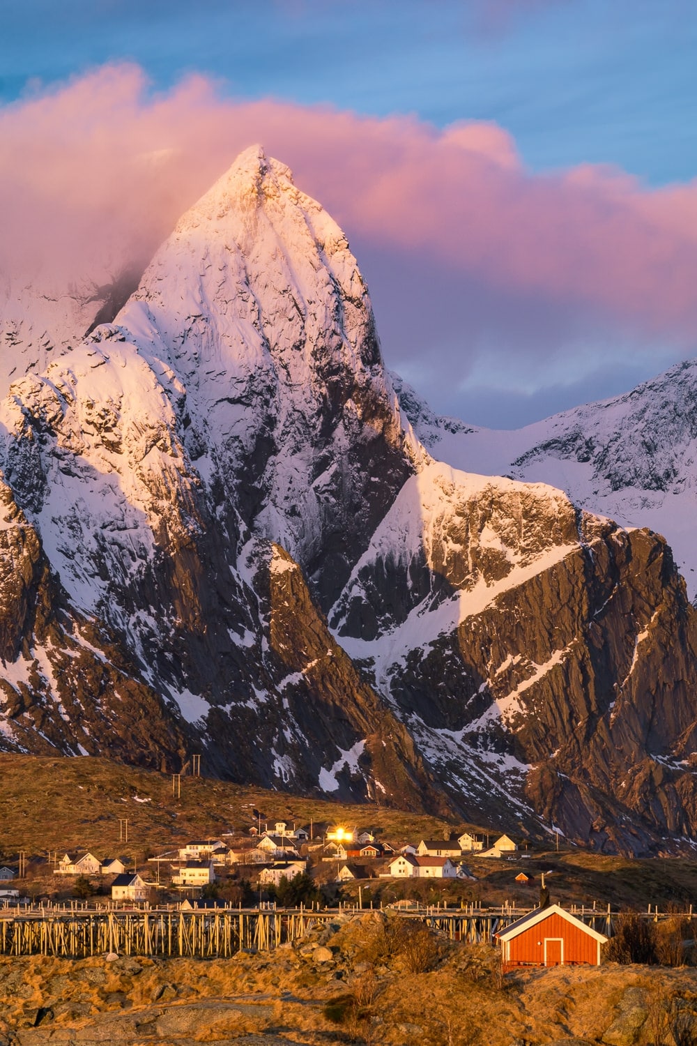 Sunrise_Reine_Norway_Lofoten_Islands_Photo_Workshop