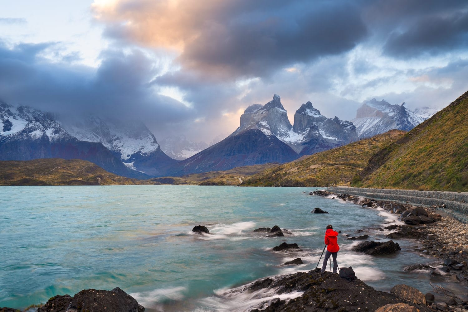 Lago-Pehoe-Torres-del-Paine-Patagonia-Photo-Workshop