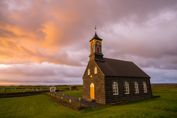 Hvalsneskirkja_Church_Sunset_Iceland_Sony_16-35f28GM