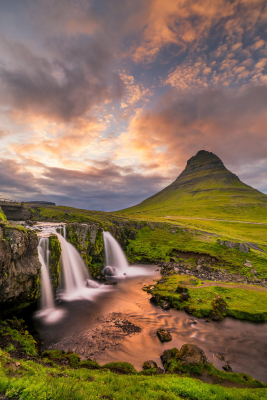 Kirkjufellsfoss_Iceland_Sunrise_Sony_16-35f28GM