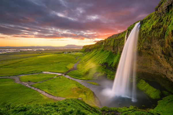 Sunrise_Seljalandsfoss_Iceland_Sony_16-35f28GM
