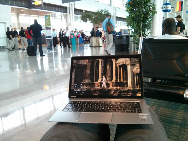 Toshiba Kirebook in an Airport