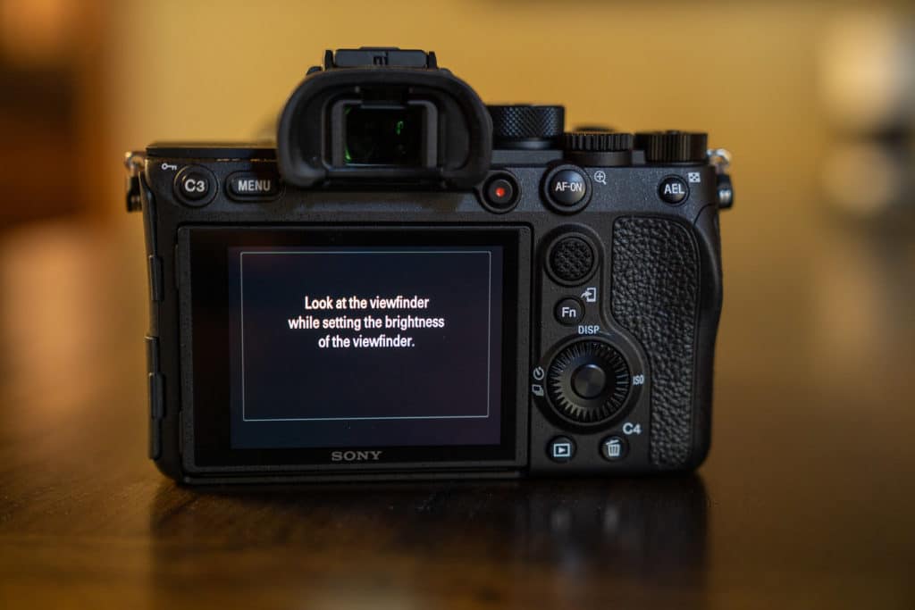 Changing Brightness of Viewfinder Sony a7R IV
